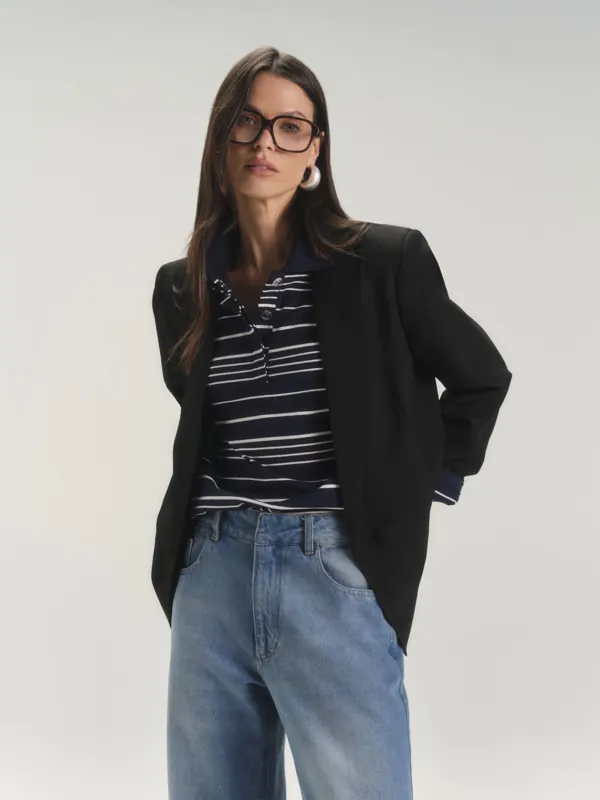 Blusa listrada e blazer Camys